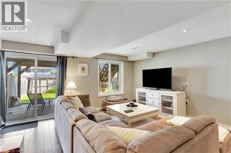 935 Zeller Crescent Kitchener ON N2A 0C7