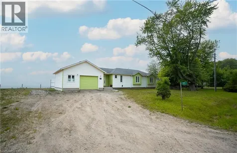 21 Villella Road Lowbanks ON N0A 1K0