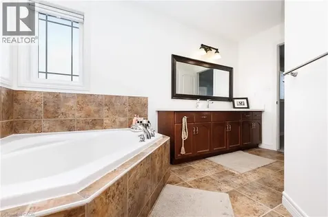 4433 Comfort Crescent Beamsville ON L3J 1N3
