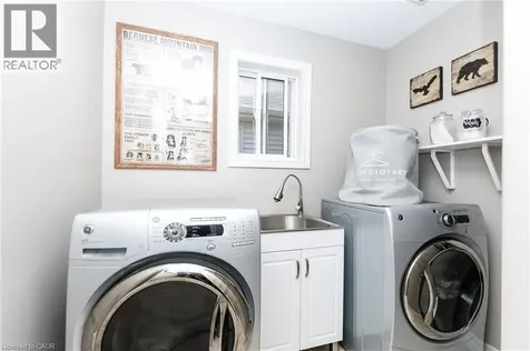4433 Comfort Crescent Beamsville ON L3J 1N3