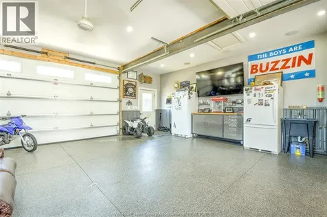 2191 Concession 2 Road Amherstburg ON N9V 3R3