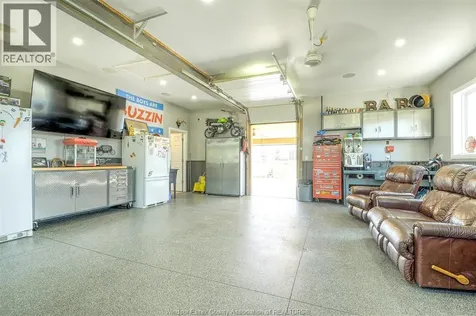 2191 Concession 2 Road Amherstburg ON N9V 3R3