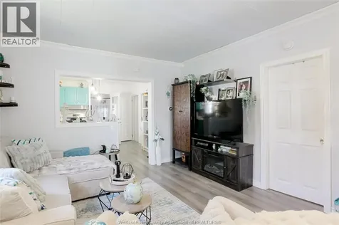 3612 King Windsor ON N9C 1P5