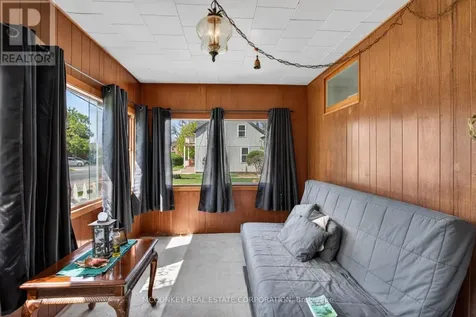 10 Regent Street Selwyn ON K0L 2H0