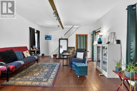 10 Regent Street Selwyn ON K0L 2H0