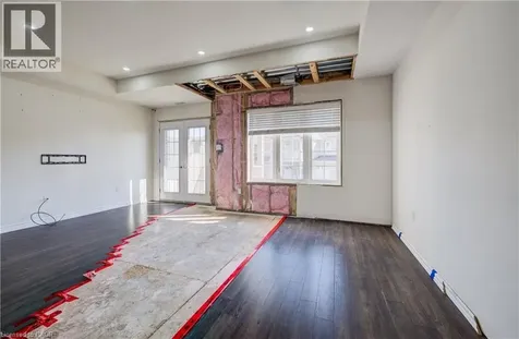 403 Westwood Drive Kitchener ON N2M 0B5