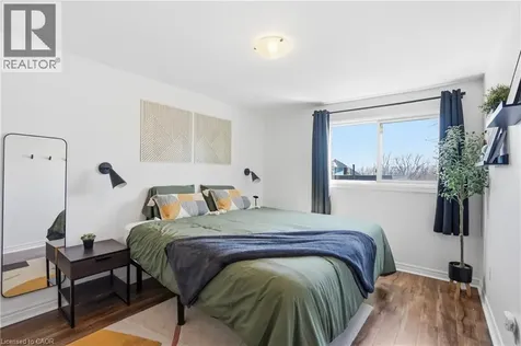 23 Watsons Lane Dundas ON L9H 5G9