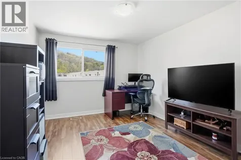 23 Watsons Lane Dundas ON L9H 5G9