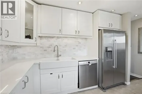 23 Watsons Lane Dundas ON L9H 5G9