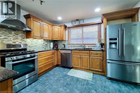 114 Juanita Drive Hamilton ON L9C 2G3