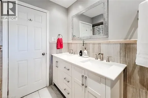 114 Juanita Drive Hamilton ON L9C 2G3