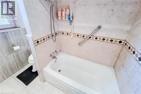 114 Juanita Drive Hamilton ON L9C 2G3
