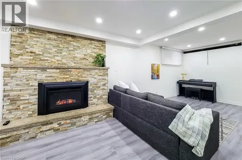 114 Juanita Drive Hamilton ON L9C 2G3
