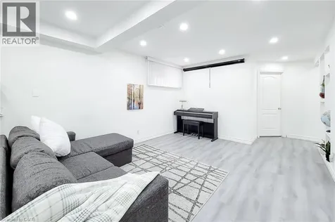 114 Juanita Drive Hamilton ON L9C 2G3