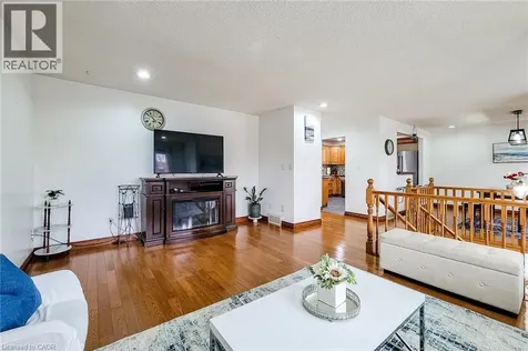 114 Juanita Drive Hamilton ON L9C 2G3