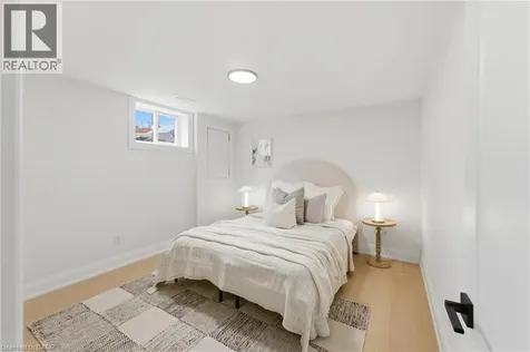 374 East 13th Street Hamilton ON L9A 4A1
