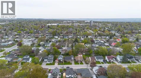 374 East 13th Street Hamilton ON L9A 4A1