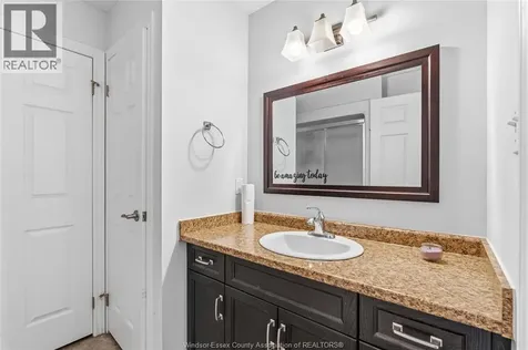 165 Thomas Avenue Wallaceburg ON N8A 5H5