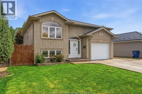 165 Thomas Avenue Wallaceburg ON N8A 5H5