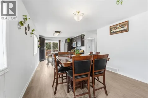 165 Thomas Avenue Wallaceburg ON N8A 5H5