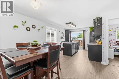 165 Thomas Avenue Wallaceburg ON N8A 5H5