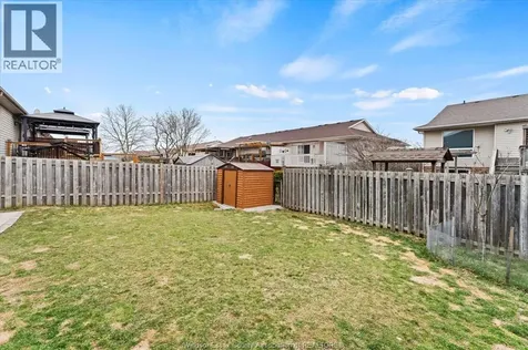 163 Antonio Court Leamington ON N8H 5P5