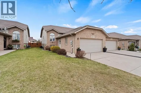 163 Antonio Court Leamington ON N8H 5P5