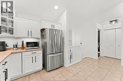 163 Antonio Court Leamington ON N8H 5P5