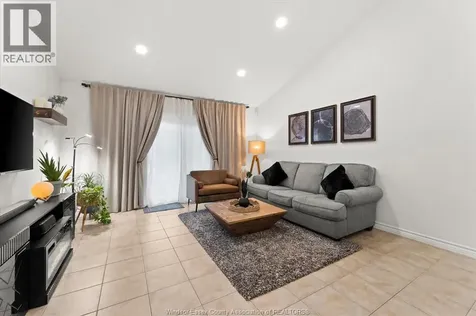 163 Antonio Court Leamington ON N8H 5P5