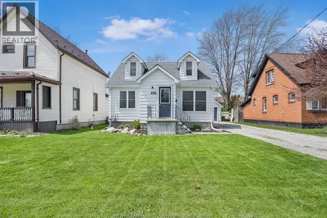 496 Murray Street Wallaceburg ON N8A 1V6