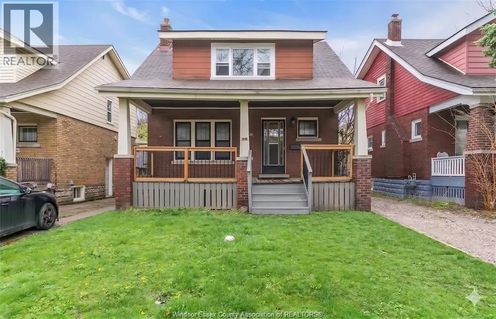 418 Rankin Windsor ON N9B 2R7