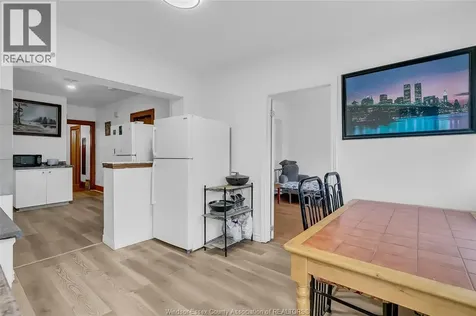 418 Rankin Windsor ON N9B 2R7