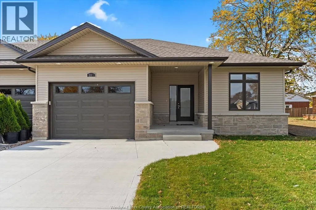332 Victoria Avenue Amherstburg ON N9V 1M5