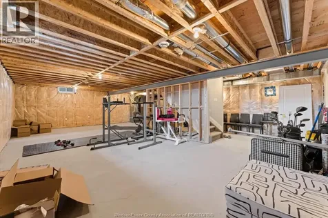 332 Victoria Avenue Amherstburg ON N9V 1M5