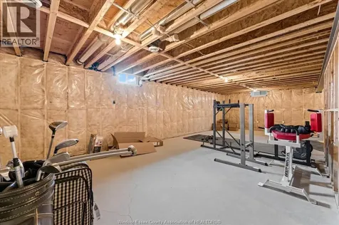332 Victoria Avenue Amherstburg ON N9V 1M5