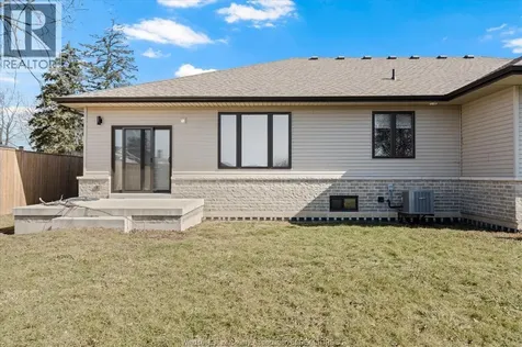 332 Victoria Avenue Amherstburg ON N9V 1M5