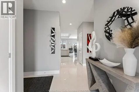 332 Victoria Avenue Amherstburg ON N9V 1M5
