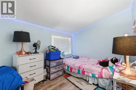 1021 Wellington Avenue Windsor ON N9A 5K2