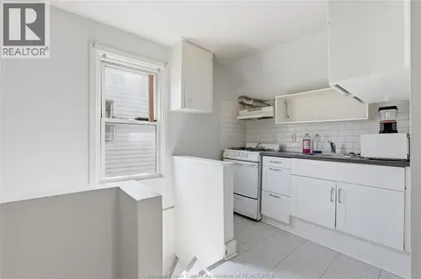 1021 Wellington Avenue Windsor ON N9A 5K2