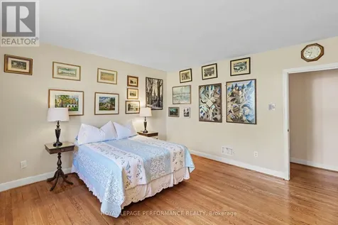 2253 Alta Vista Drive Ottawa ON K1H 7L9