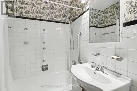2253 Alta Vista Drive Ottawa ON K1H 7L9