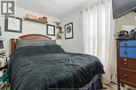 1021 Wellington Avenue Windsor ON N9A 5K2
