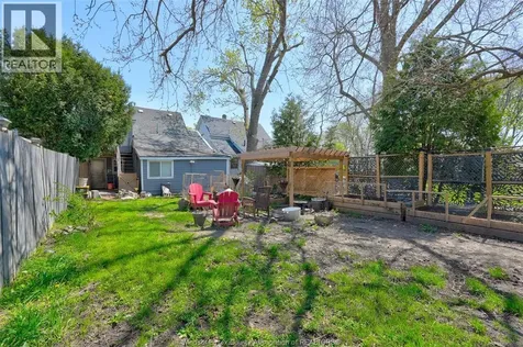 1021 Wellington Avenue Windsor ON N9A 5K2