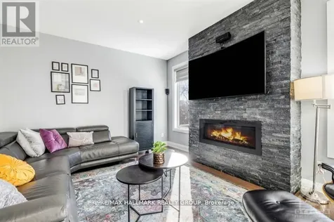 250 Richardson Avenue Ottawa ON K2B 5G6