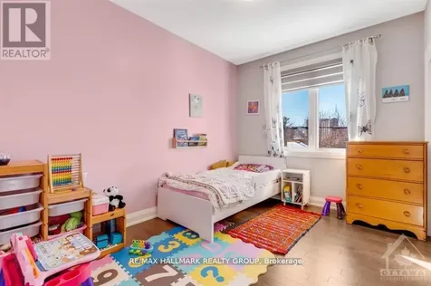 250 Richardson Avenue Ottawa ON K2B 5G6