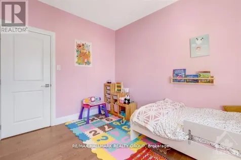 250 Richardson Avenue Ottawa ON K2B 5G6