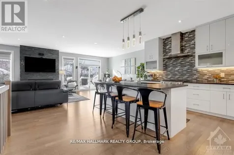 250 Richardson Avenue Ottawa ON K2B 5G6