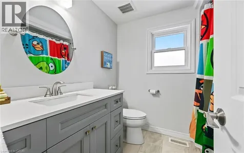 84 Viscount Road Brantford ON N3P 1Y7