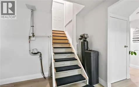 84 Viscount Road Brantford ON N3P 1Y7