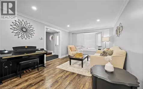 84 Viscount Road Brantford ON N3P 1Y7